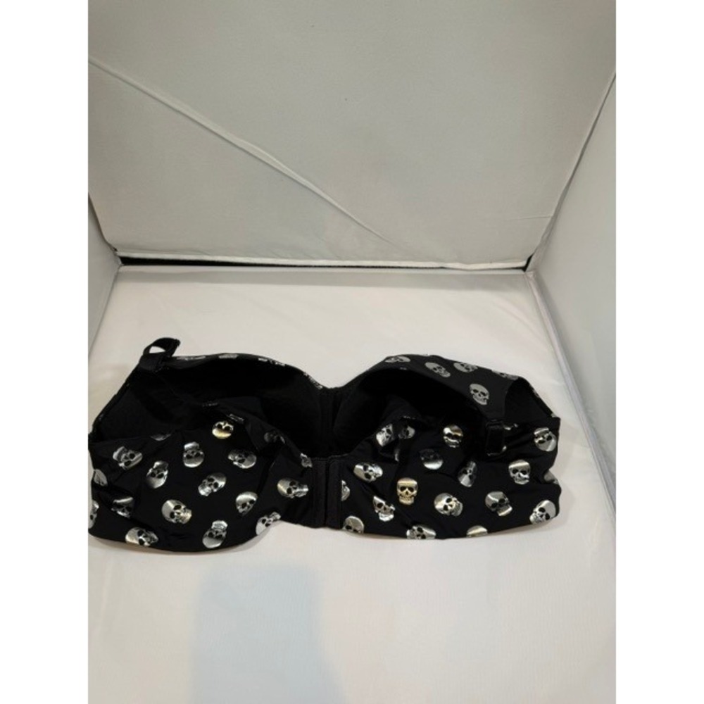 Torrid Womens Bra Black Metallic Silver Skull wire free lightly lined 48C - Picture 4 of 5